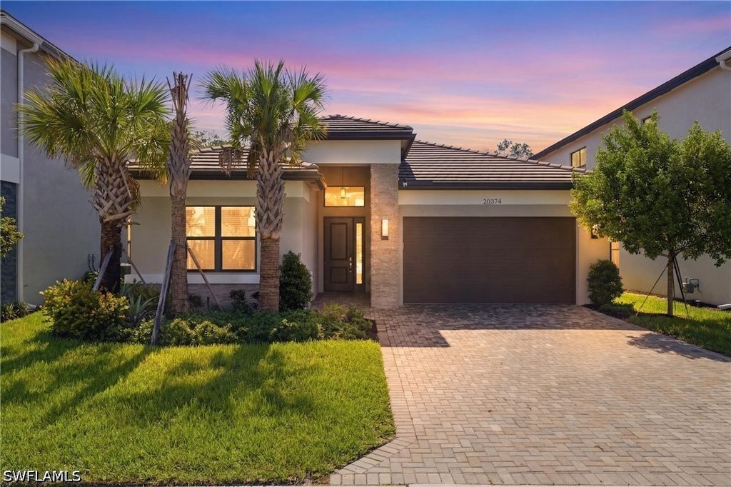 20374 Fair Oak Ln, Estero