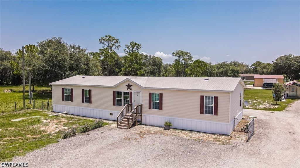 585 S Lindero St, Clewiston