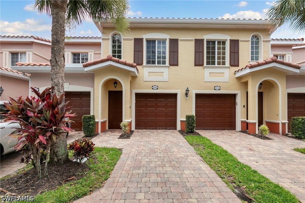 10009 Villagio Gardens Ln 203, Estero