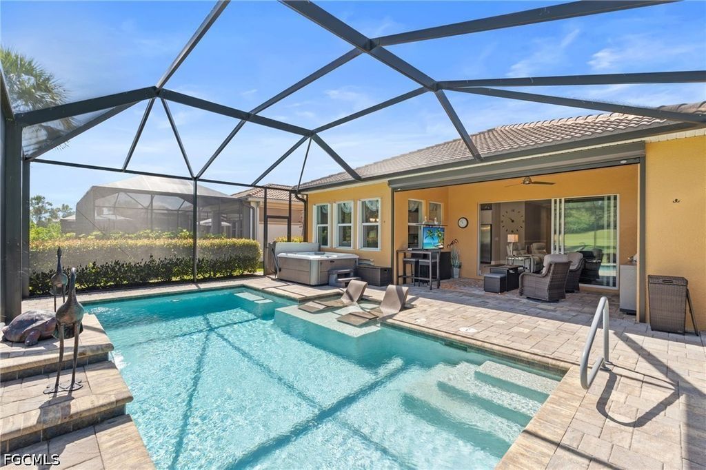 10396 Materita Dr, FORT MYERS