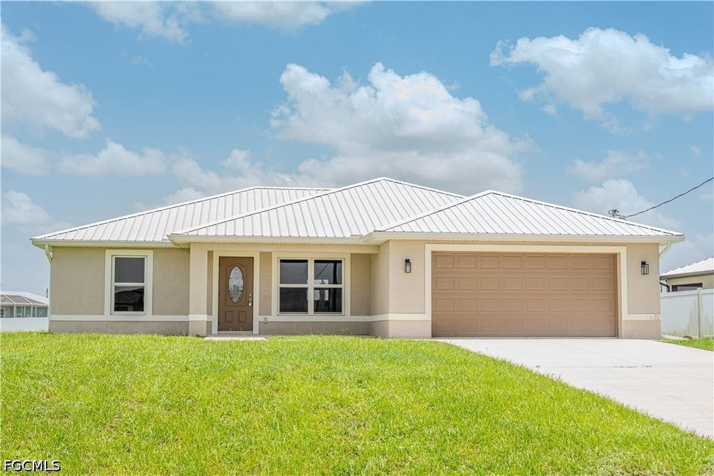 7031 Waldo Cir, Labelle