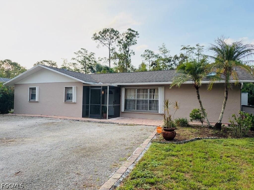 5075 Teak Wood Dr, Naples
