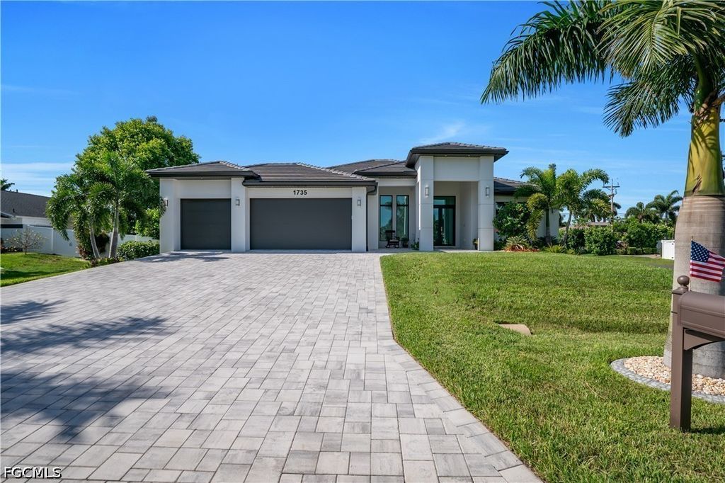 1735 Sw 51st Ter, CAPE CORAL