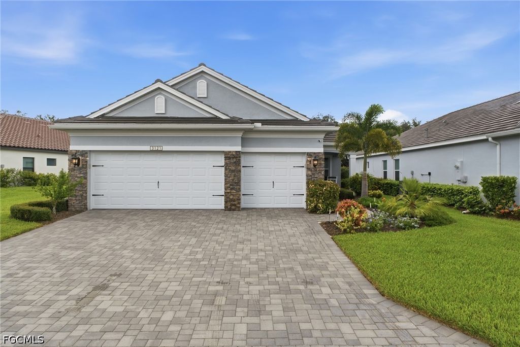 3121 Heritage Pines Dr, FORT MYERS