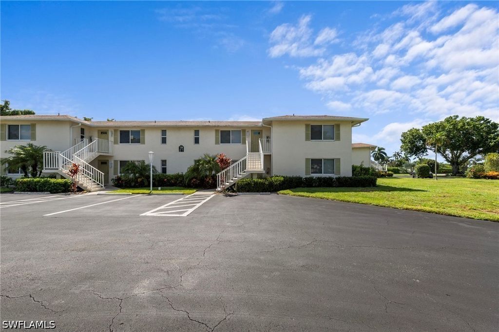 720 Teryl Rd 2, Naples