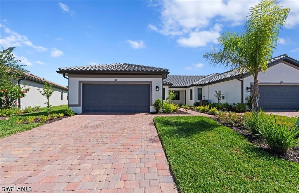 6431 Memorial Ln, Ave Maria