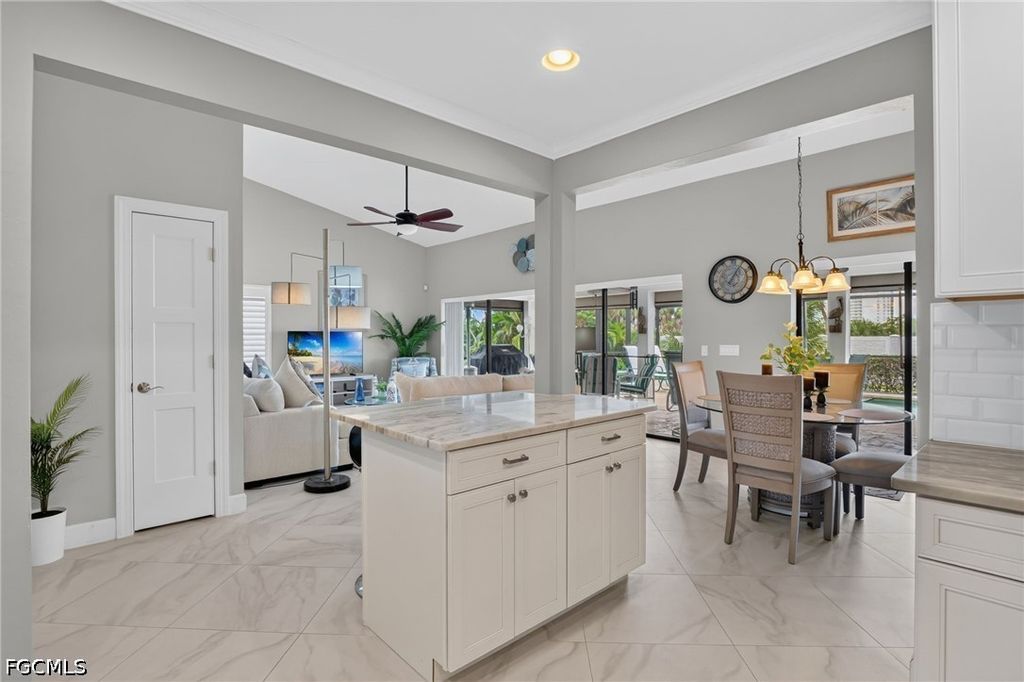 12701 Kelly Palm Dr, FORT MYERS