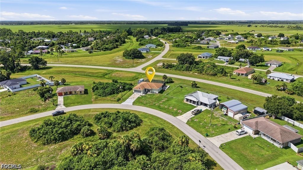 3017 Iris Cir, LABELLE