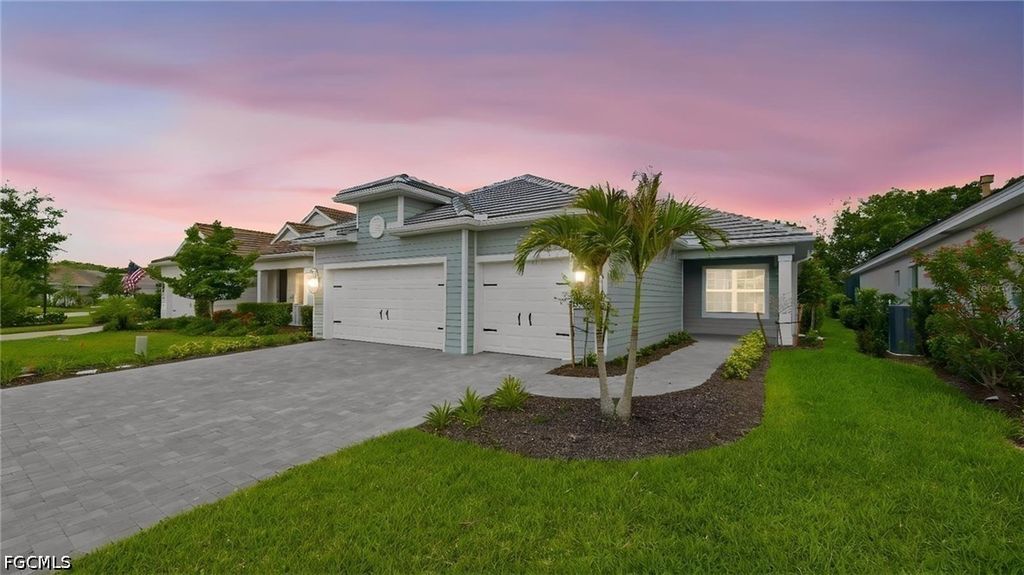 3075 Heritage Pines Dr, FORT MYERS