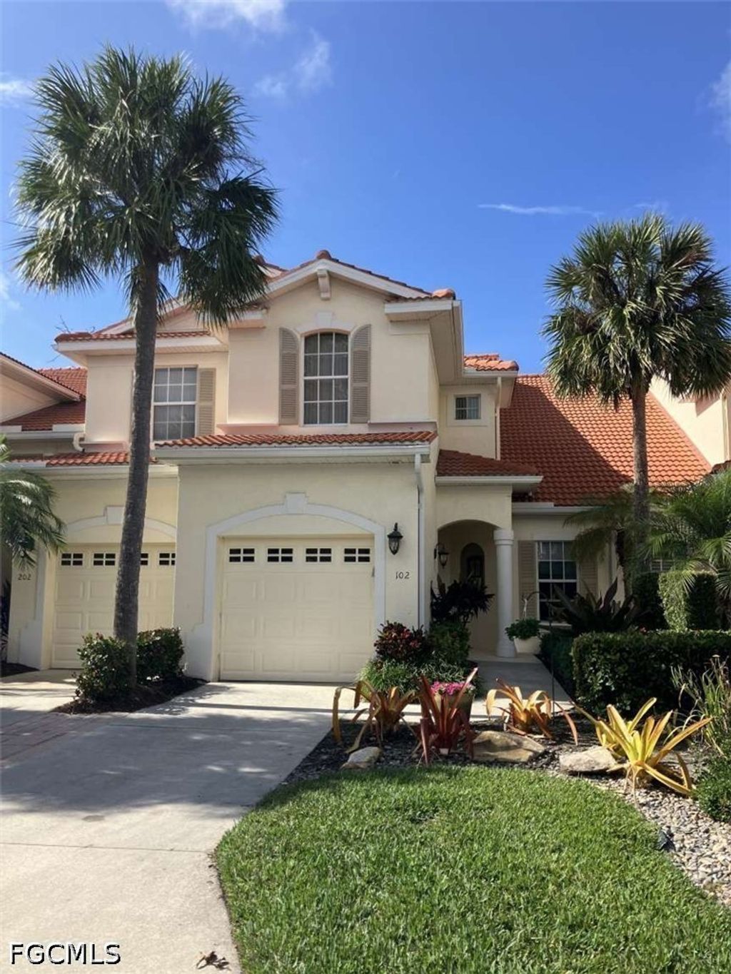 4695 Winged Foot Ct 102, Naples