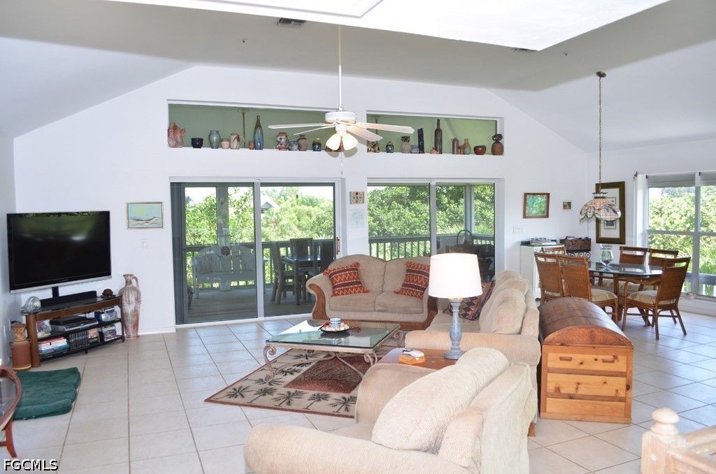 4551 Bartlett Pkwy, CAPTIVA