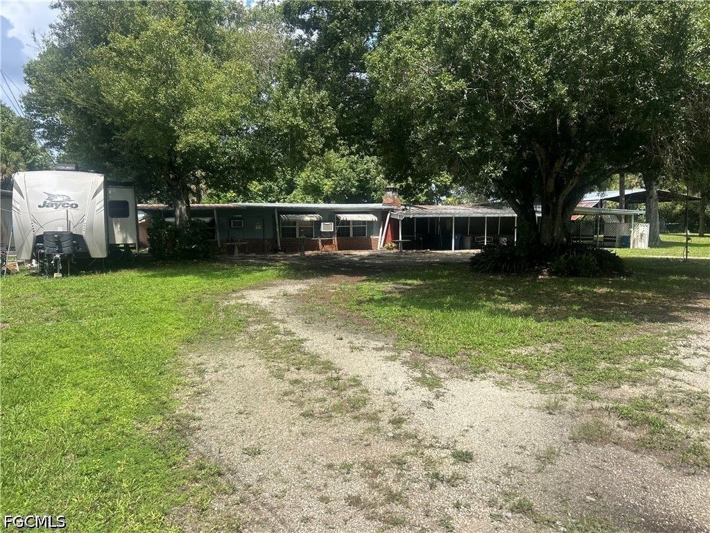18595 Palm Creek Dr 601, NORTH FORT MYERS