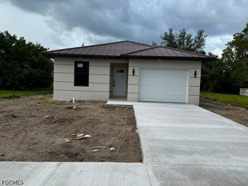 3121 Thomas St, FORT MYERS