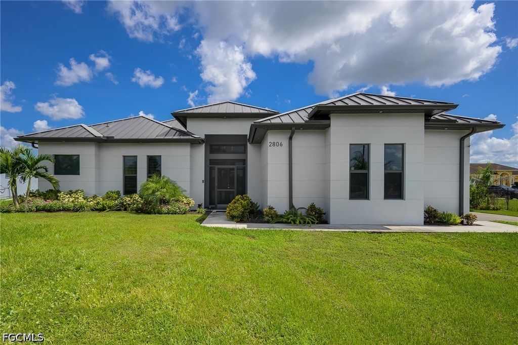 2806 45th Ave Ne, Naples
