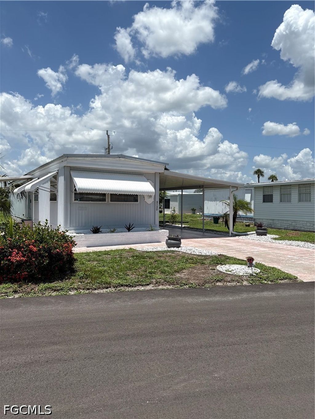 3130 Mercury Ln, NORTH FORT MYERS
