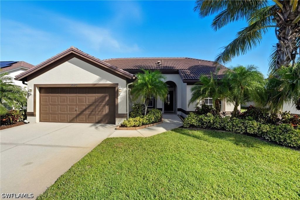 3690 Bali Ln, Estero
