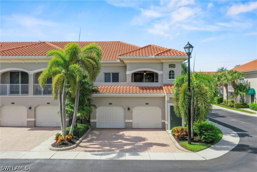 23461 Alamanda Dr 206, ESTERO
