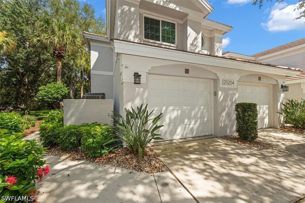 25204 Pelican Creek Cir 101, Bonita Springs