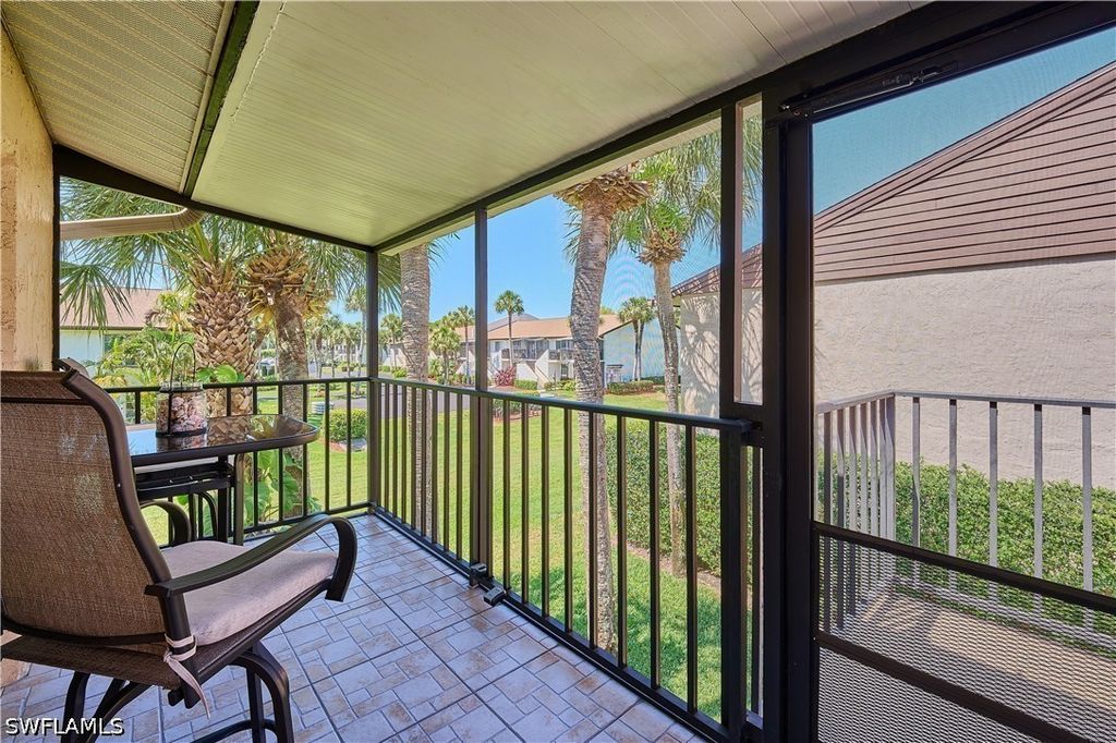 3420 Frosty Way 4902, Naples
