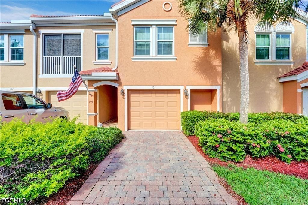 1750 Concordia Lake Cir 101, CAPE CORAL