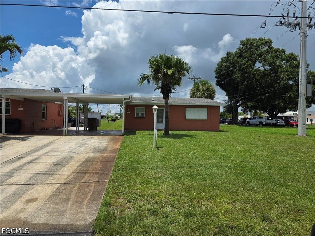 57 Westminster St N, LEHIGH ACRES