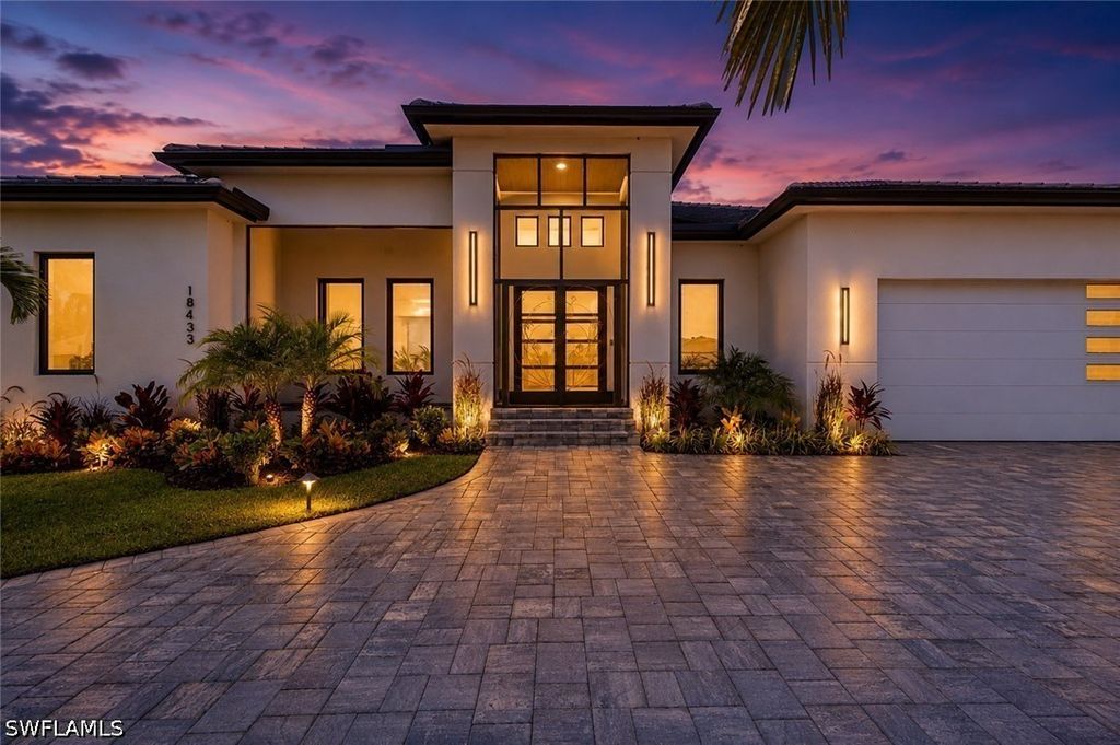18433 Royal Hammock Blvd, Naples