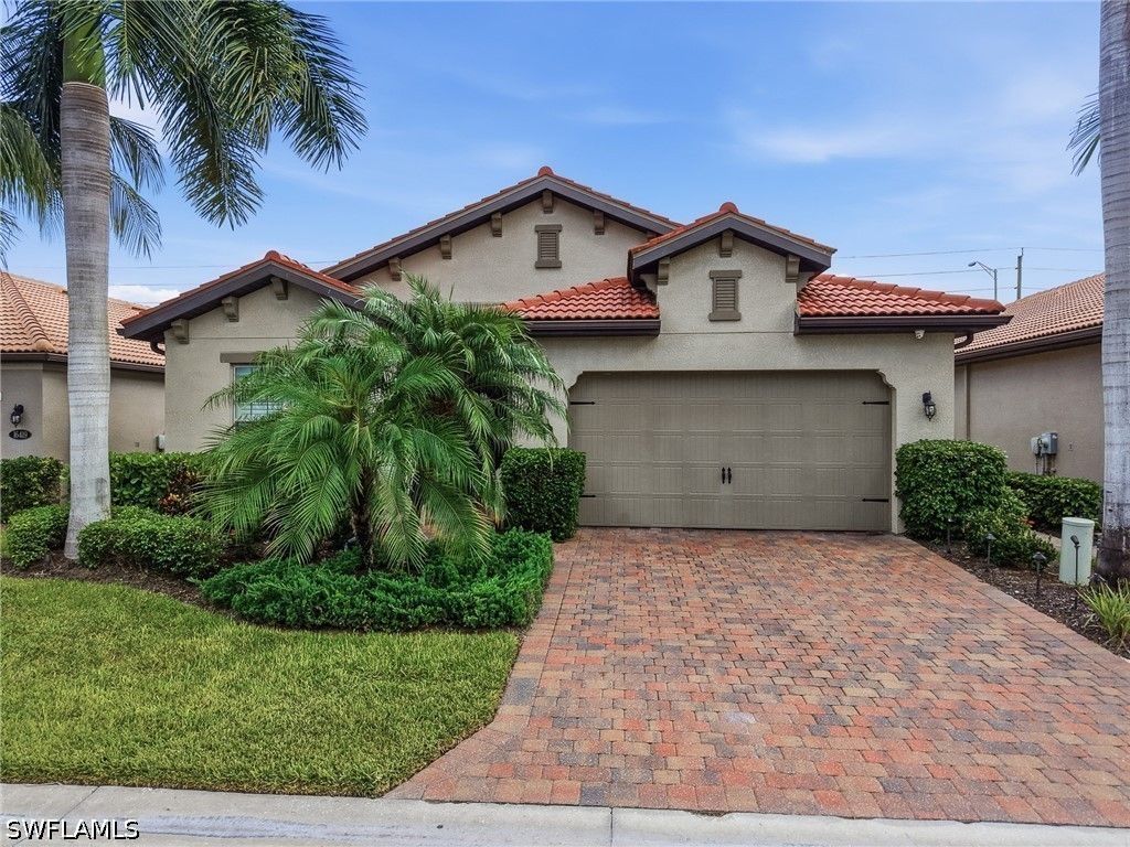 16423 Barclay Ct, Naples