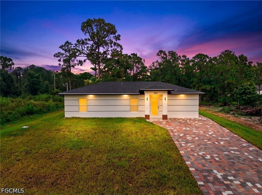 851 Calumet St E, Lehigh Acres