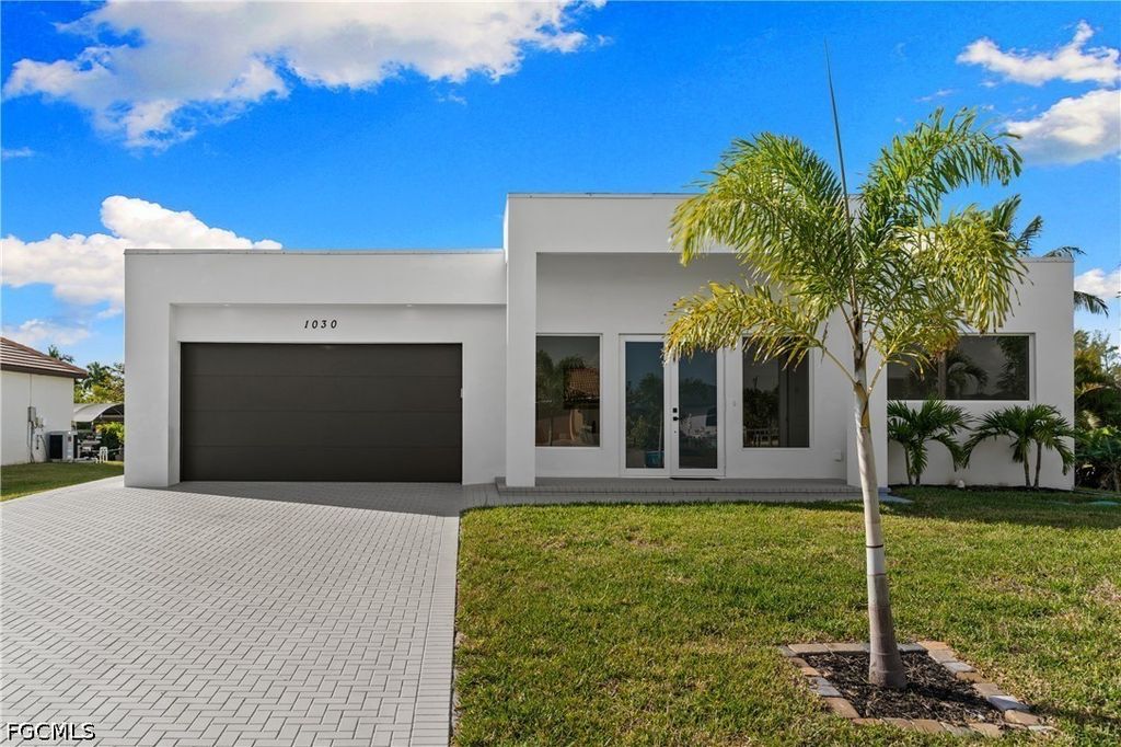 1030 Nw 39th Ave, Cape Coral