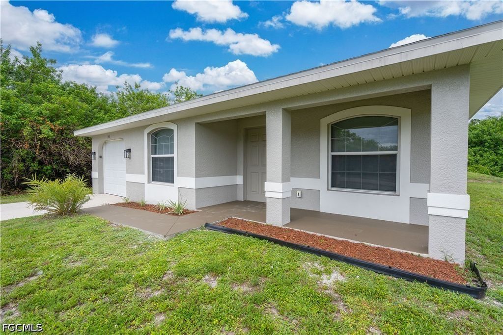 546 Sherwood Ave S, Lehigh Acres