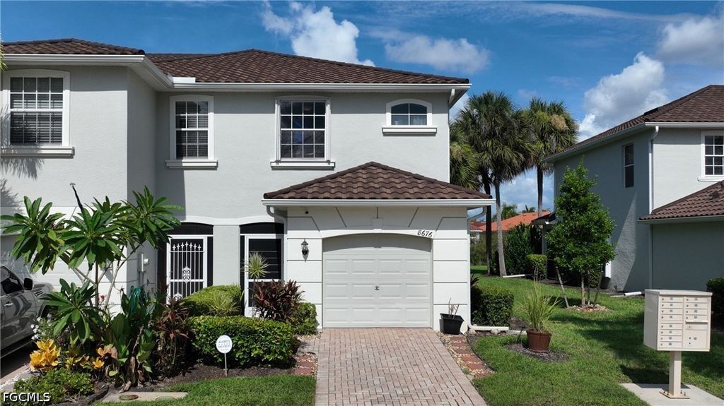 8676 Athena Ct, Lehigh Acres
