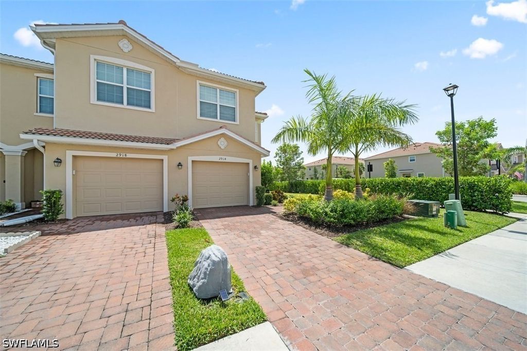 2914 Citrus St, Naples