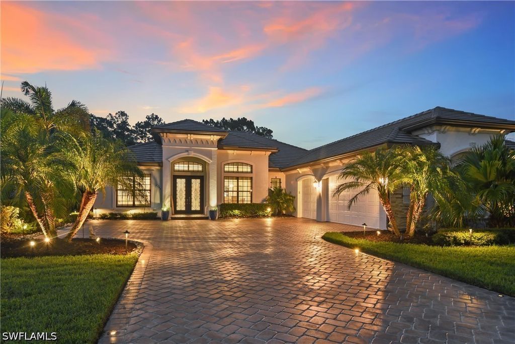 2287 Somerset Pl, Naples