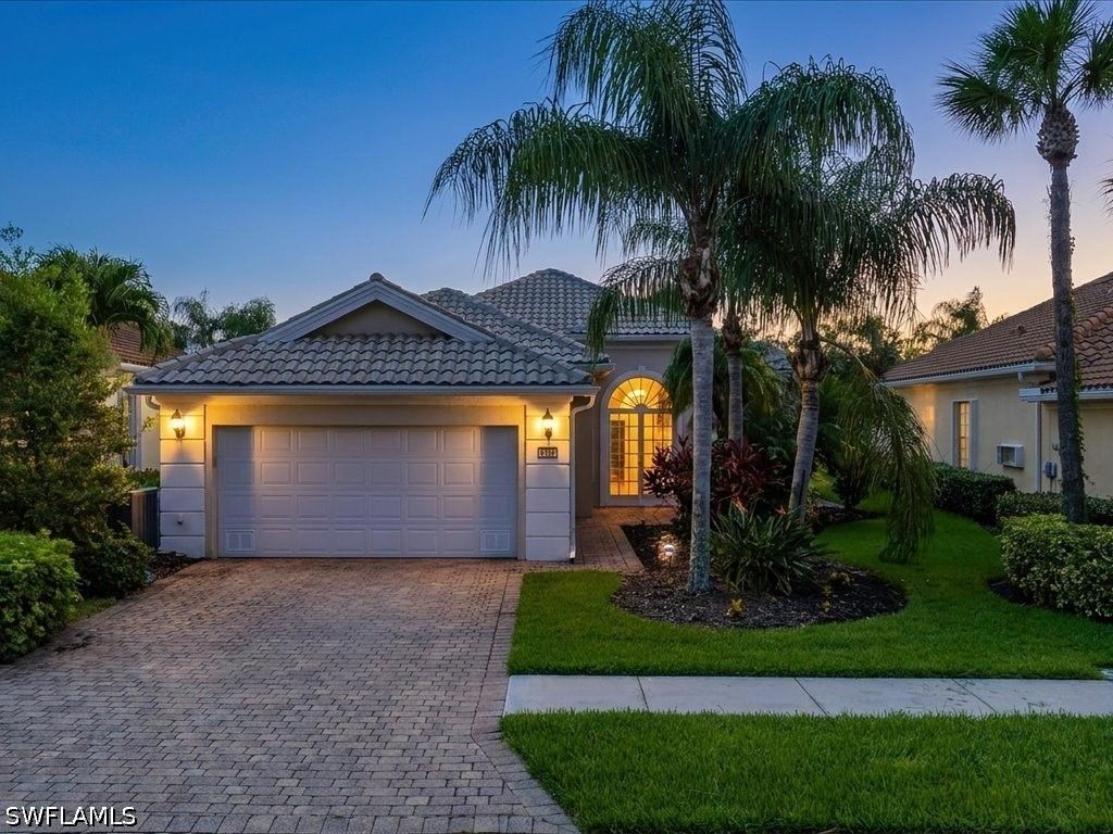 8706 Ferrara Ct, Naples