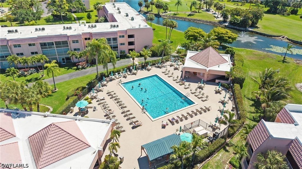 200 Forest Lakes Blvd 109, Naples