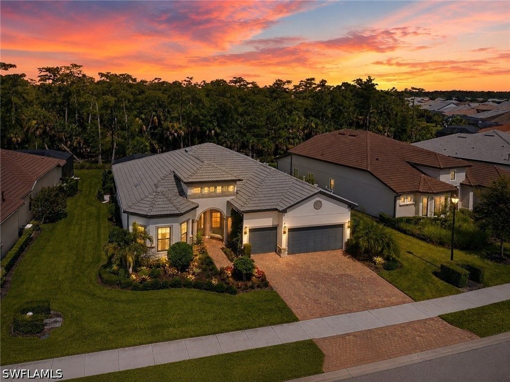9439 Greyhawk Trl, Naples