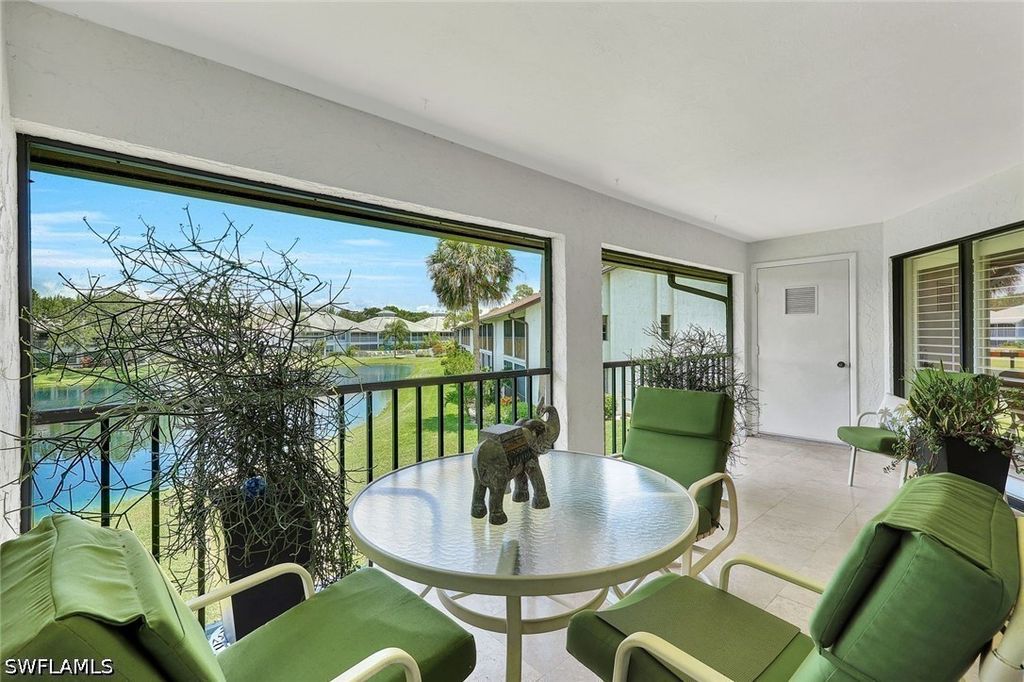 800 Misty Pines Cir 205, NAPLES