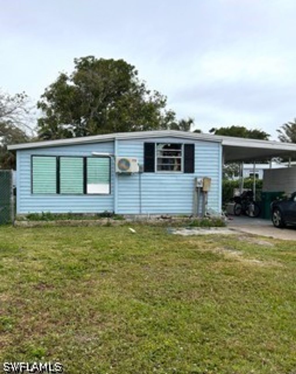 52 Henderson Dr, Naples