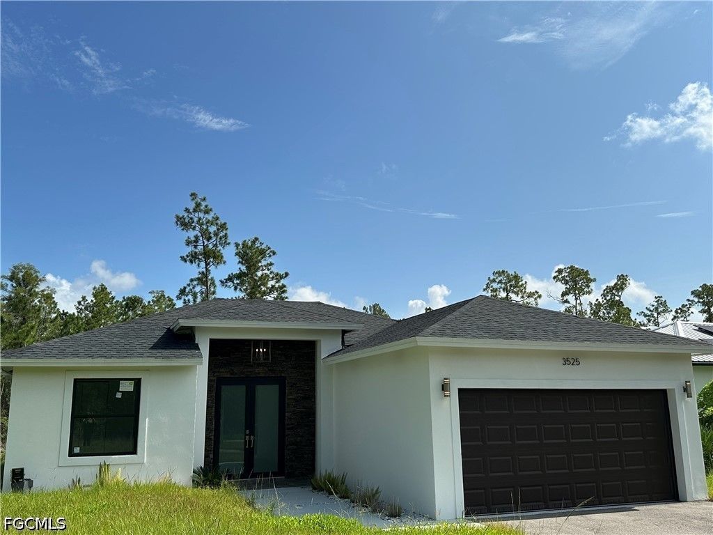 3525 43rd Ave Ne, NAPLES