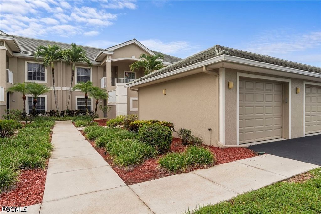 2261 Somerset Ridge Dr 103, LEHIGH ACRES