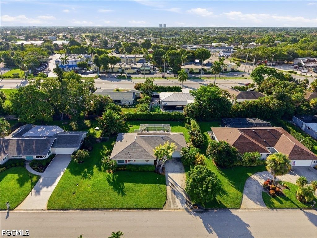 6561 E Town And River Rd, FORT MYERS