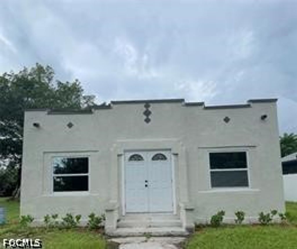 466 Wilma Ave, Fort Myers