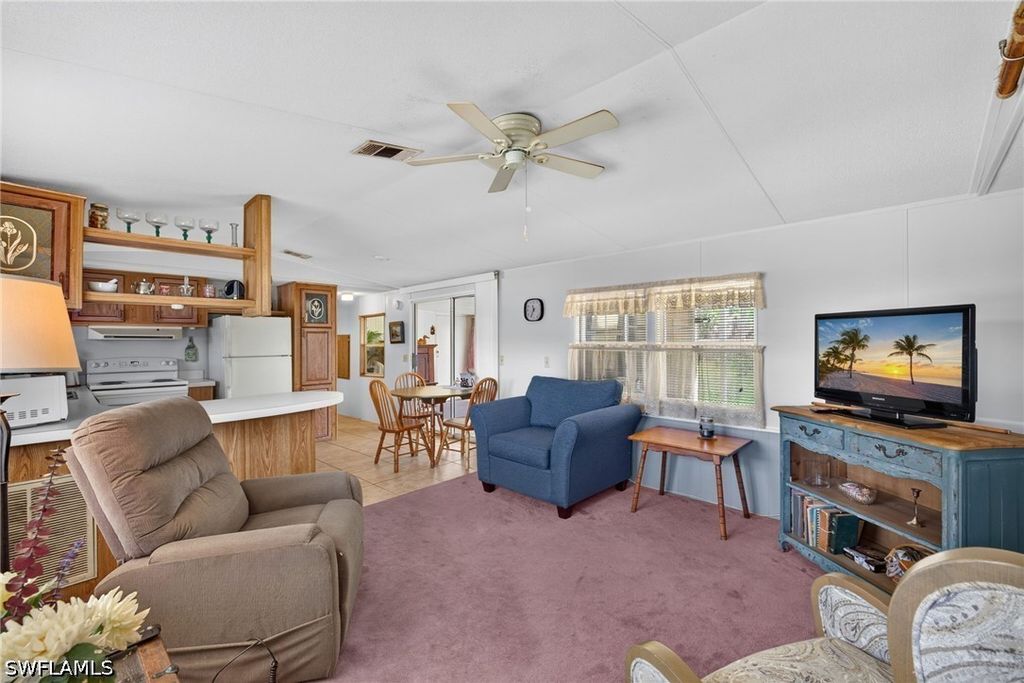 10451 Wales Loop, Bonita Springs