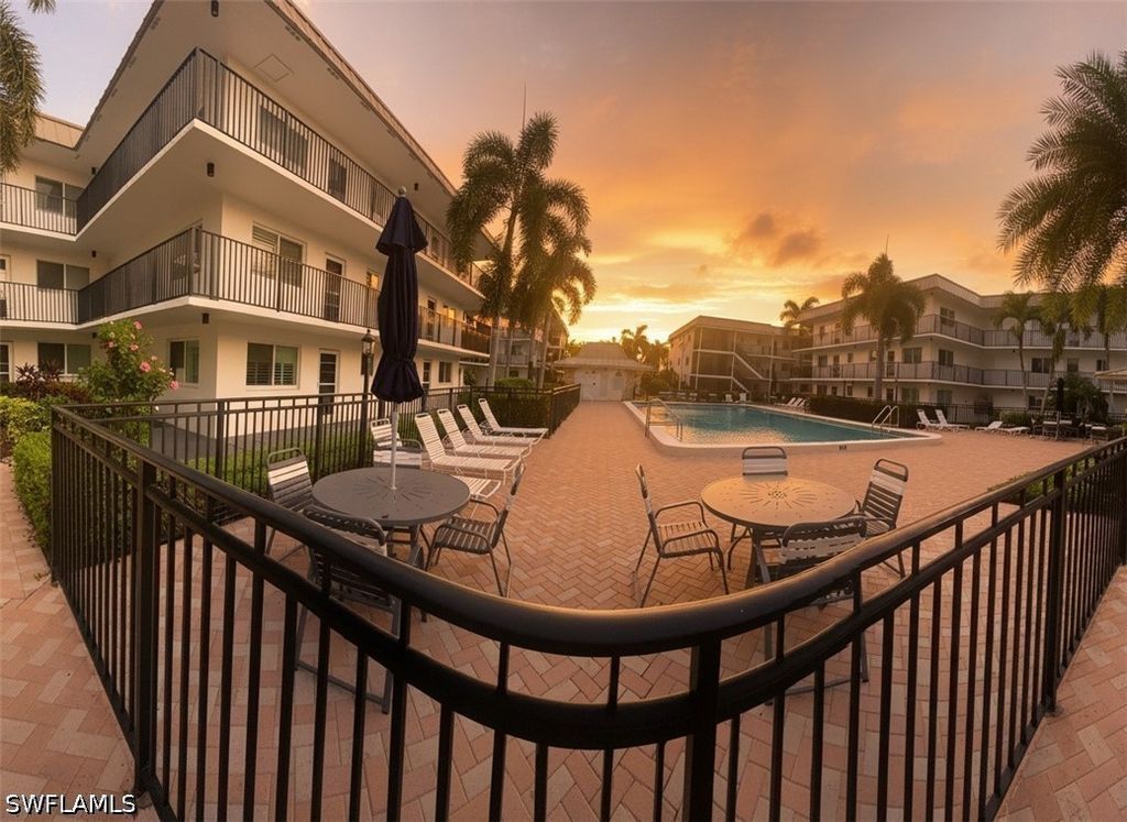 766 Central Ave 113, Naples