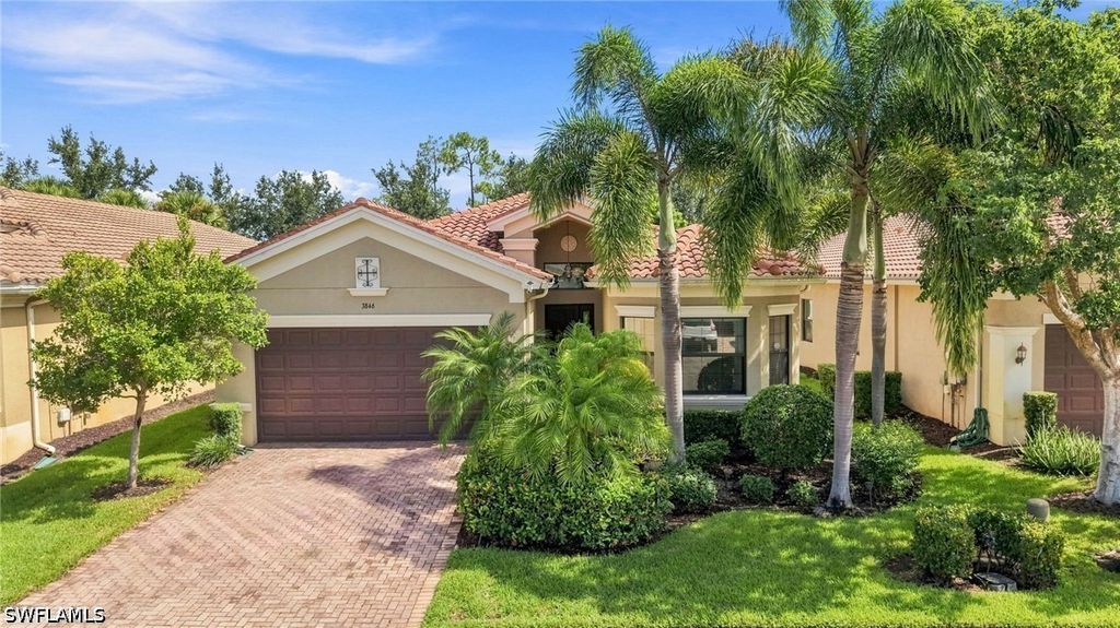 3846 Pleasant Springs Dr, NAPLES