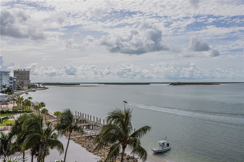 990 Cape Marco Dr 503, Marco Island