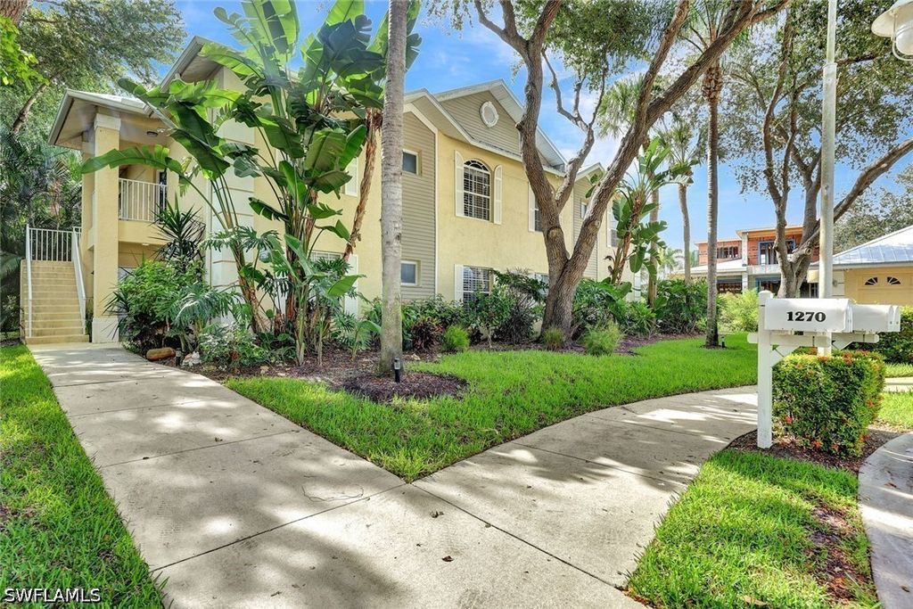 1270 Shady Rest Ln 104, Naples