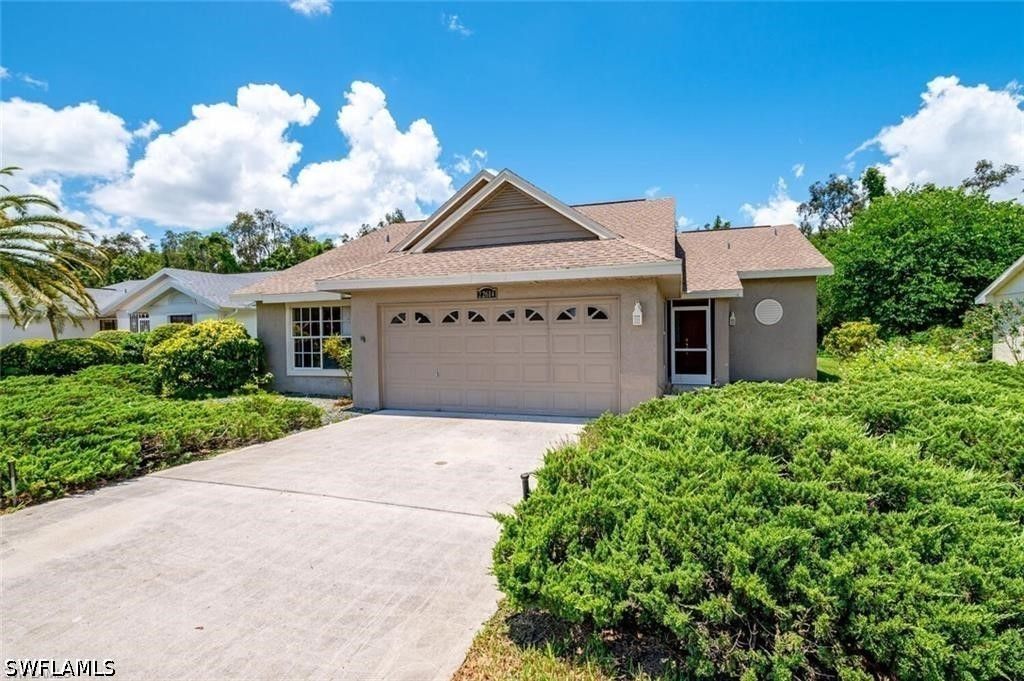 22614 Fountain Lakes Blvd, Estero