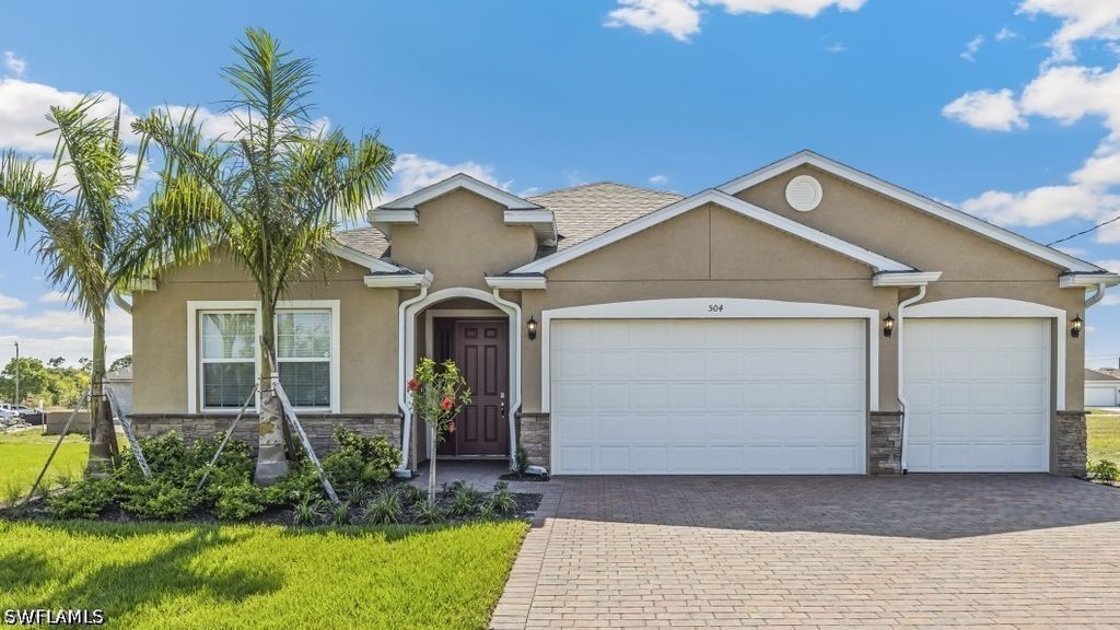 856 Ne 6th Ave, Cape Coral