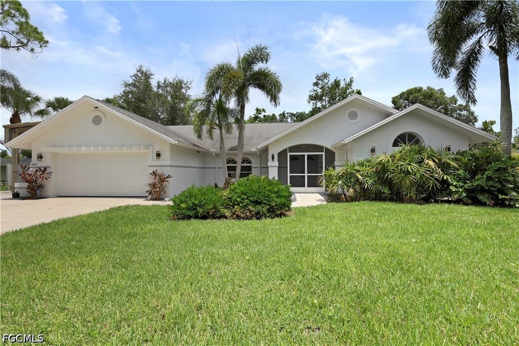 6857 Idlewild St, Fort Myers